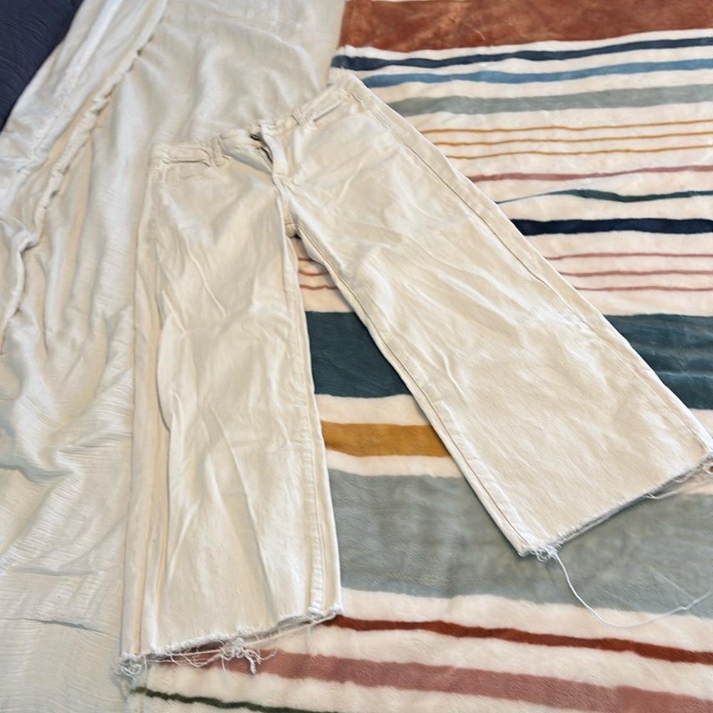 White wide leg cropped jeans!